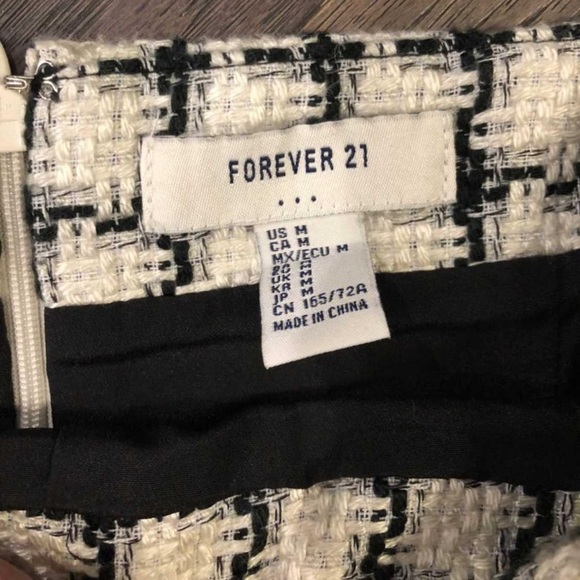 Houndstooth Skort - Picture 2 of 3